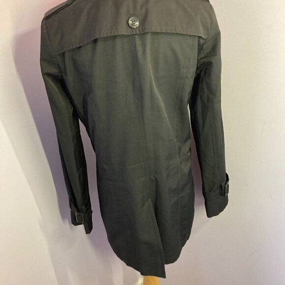 DKNY Jacket, Size M, Missing Belt - Picture 5 of 14